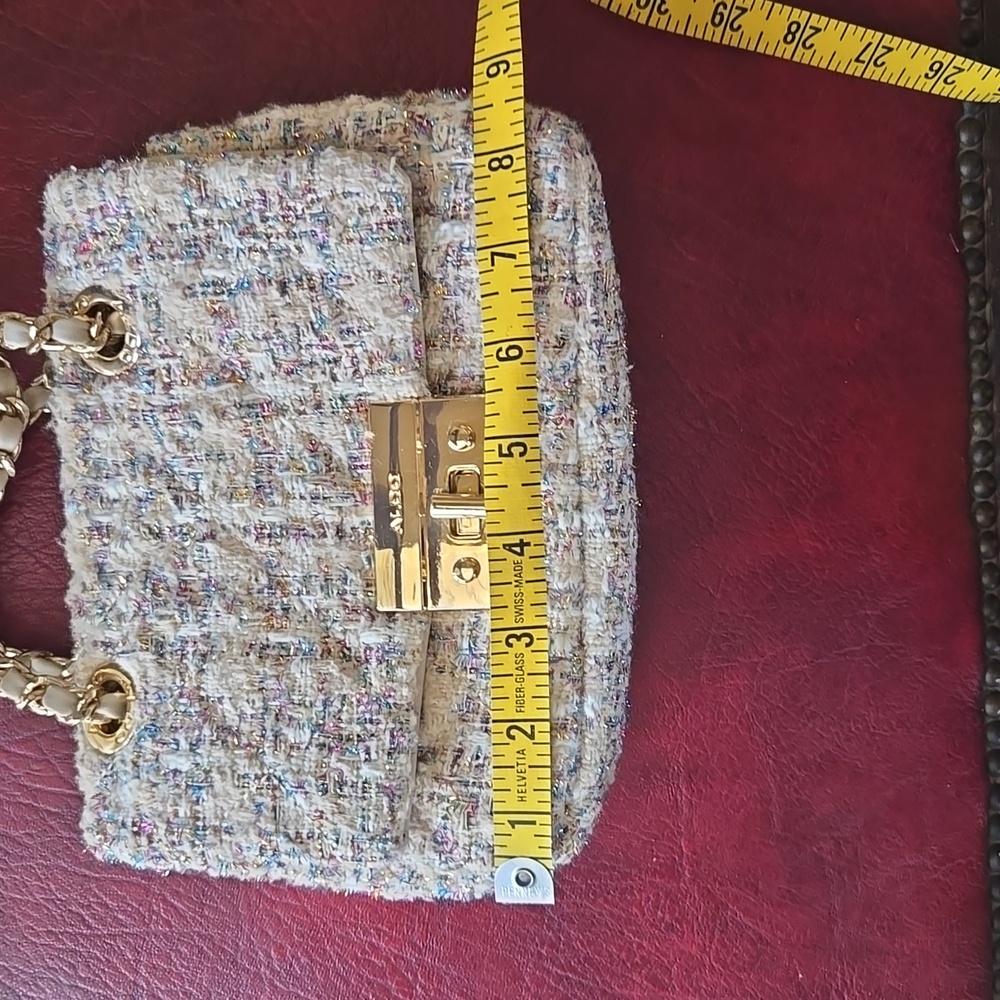 Aldo Quilted Handbag In Biege With Pastel Pink And Blue Accents. - Picture 6 of 16